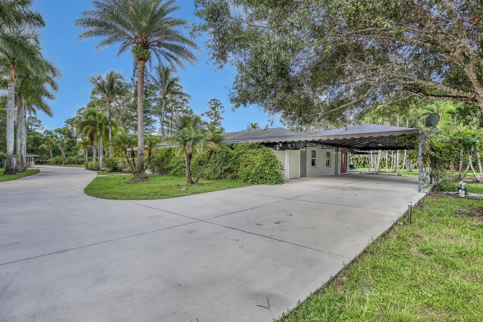 10780 Anderson Lane, Wellington, FL 33449 photo 2