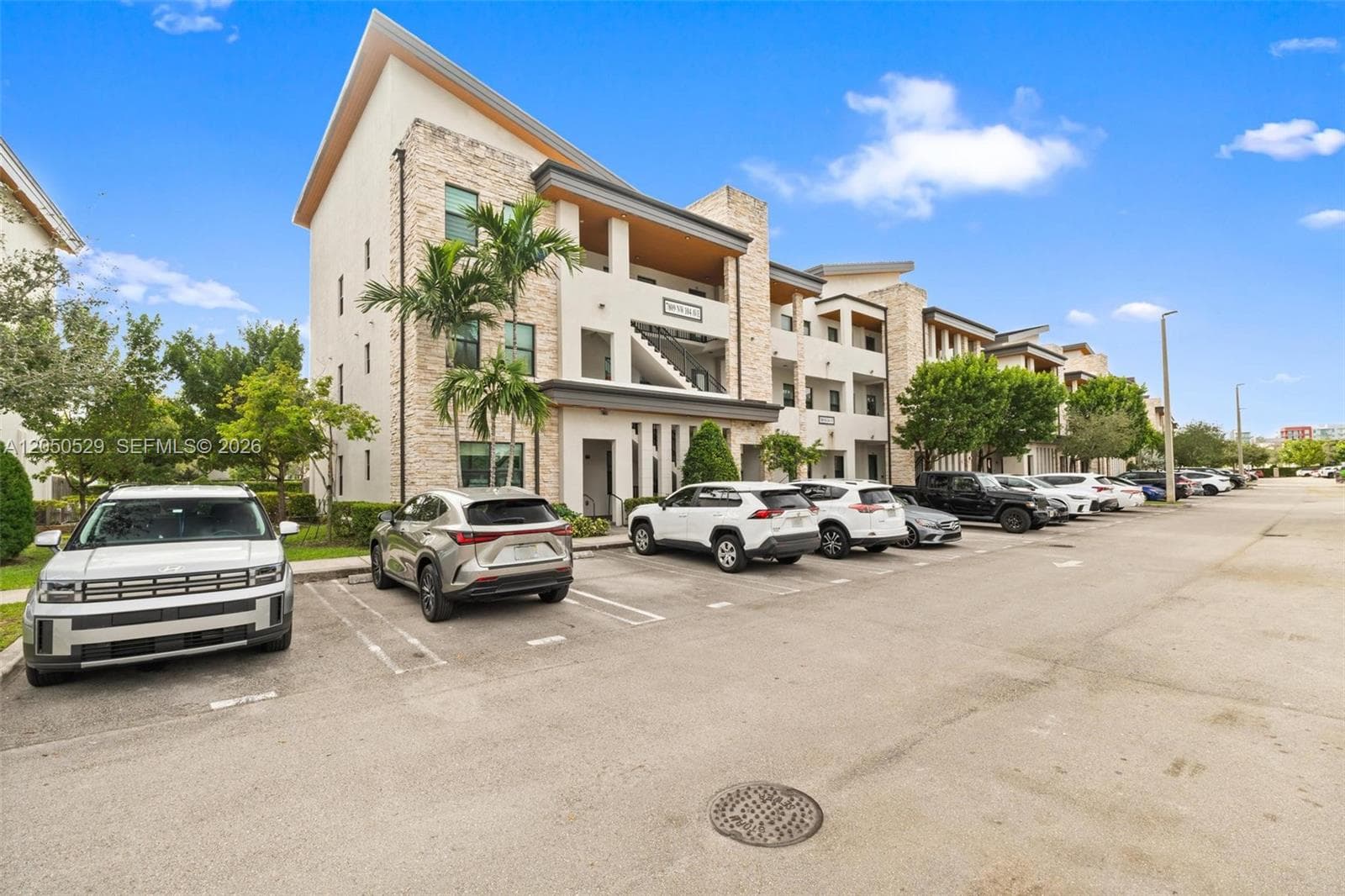 7809 NW 104th Ave # 1, Doral, FL 33178