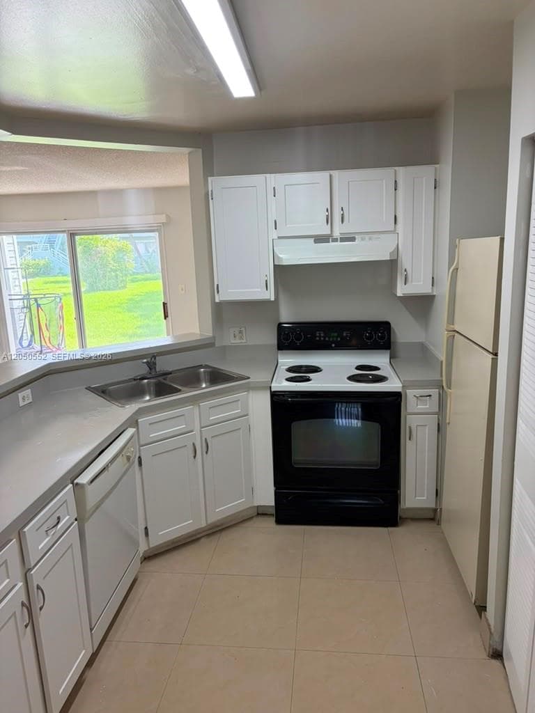 3461 NW 44th St # 102, Oakland Park, FL 33309 photo 2