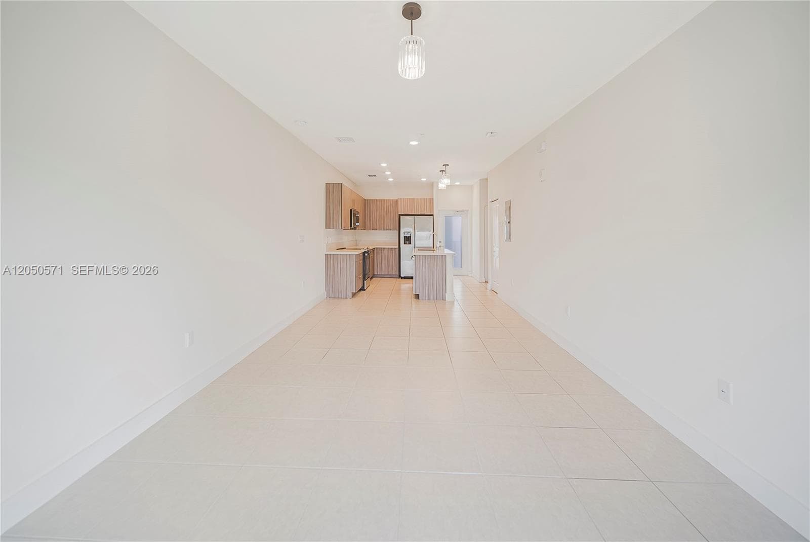 8265 NW 41st St # C-202, Doral, FL 33166 photo 4