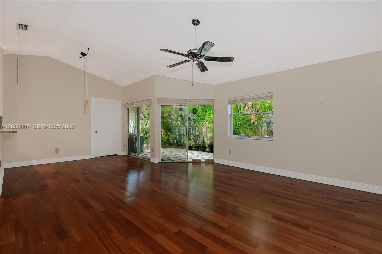 9852 NW 9th Ct, Plantation, FL 33324 photo 4