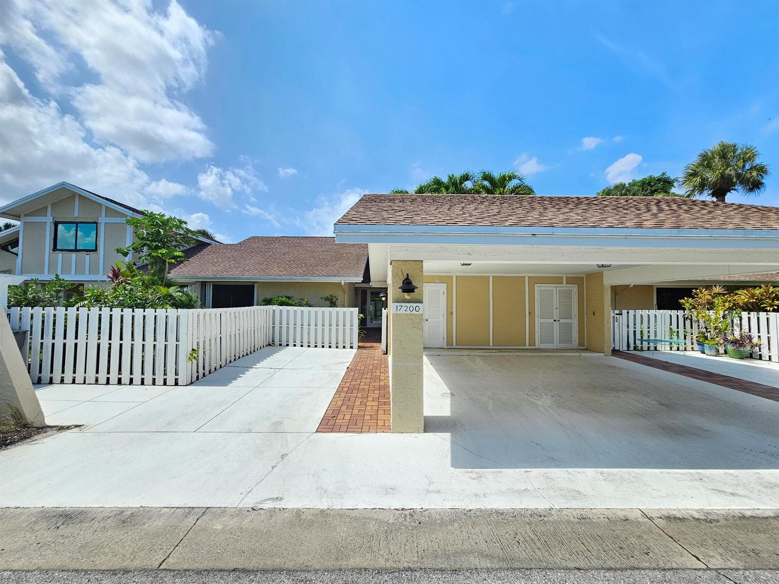 17200 Fownes Crescent, Jupiter, FL 33477