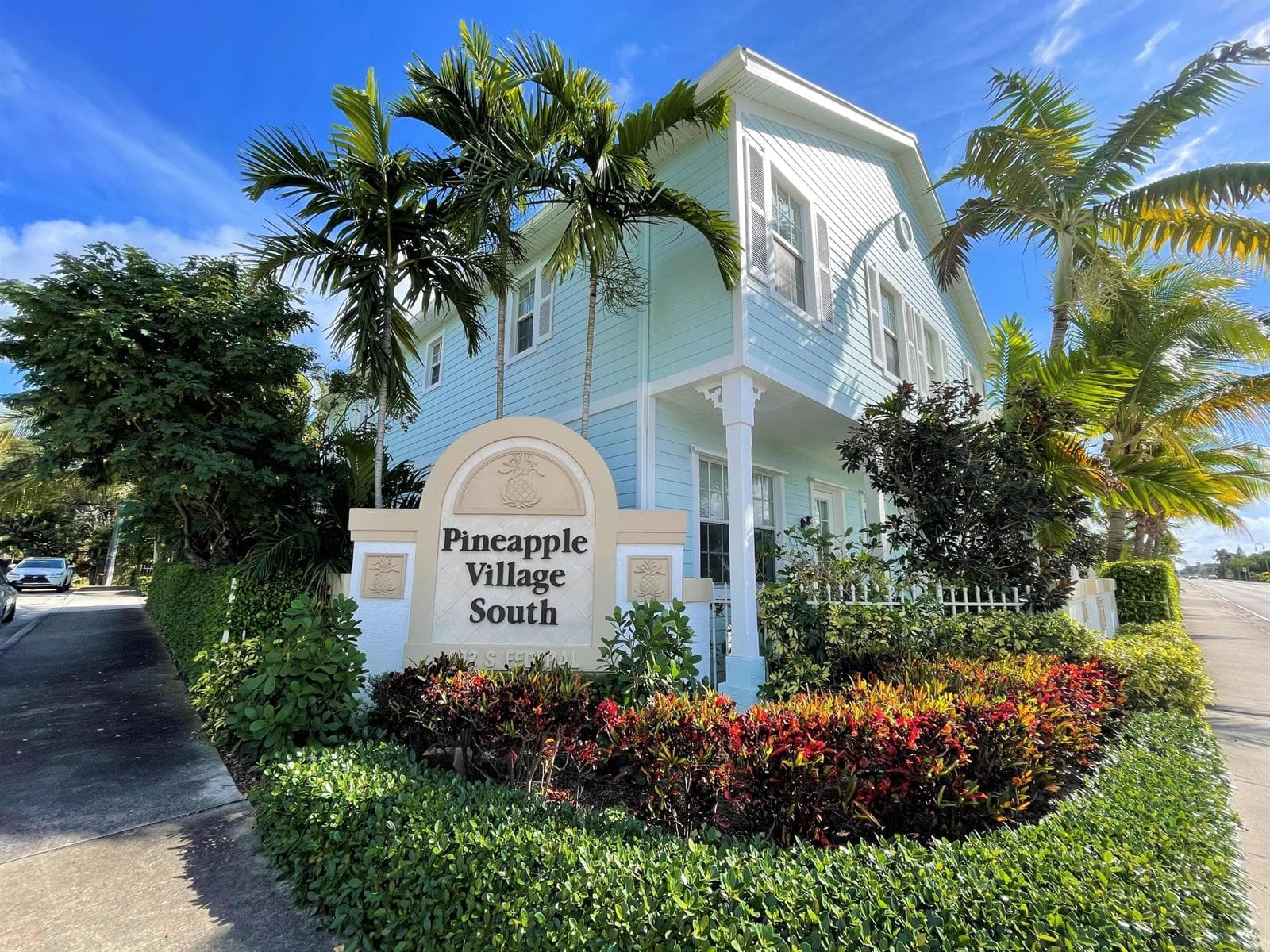 902 S Federal Highway # 6, FL 33460 photo 2
