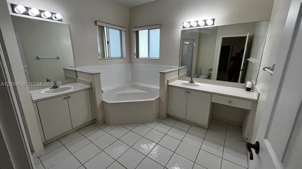 2416 SE 19th Ct # 2416, Homestead, FL 33035 photo 5