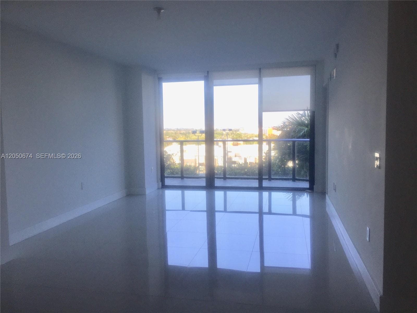 121 NE 34th St # 912, Miami, FL 33137 photo 2