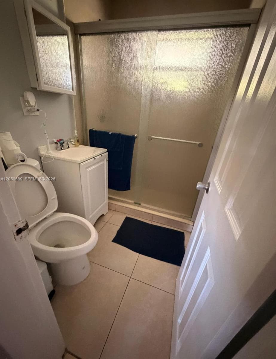 695 697 Curtiss Dr, Opa-Locka, FL 33054 photo 2