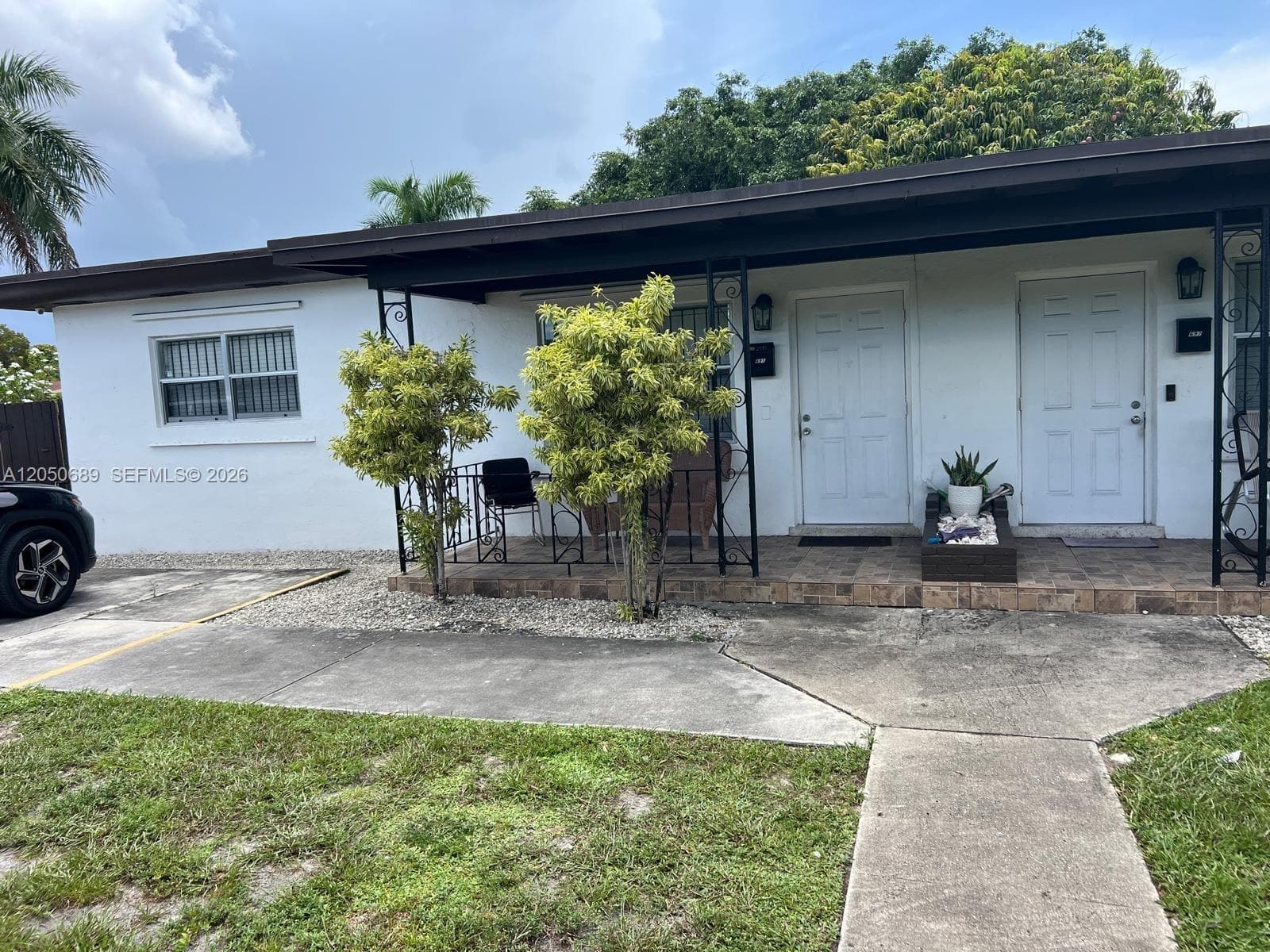 695 697 Curtiss Dr, Opa-Locka, FL 33054