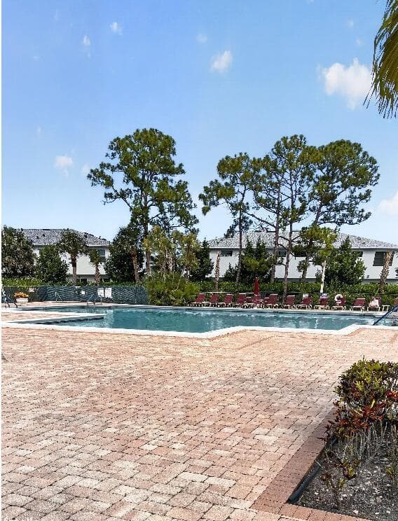 4820 Lucerne Lakes Boulevard W # 402, Lake Worth, FL 33467 photo 4