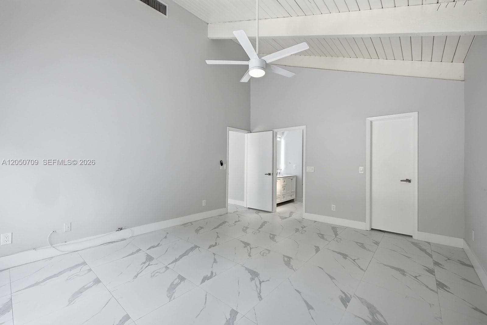 605 Leslie Dr, Hallandale Beach, FL 33009 photo 5