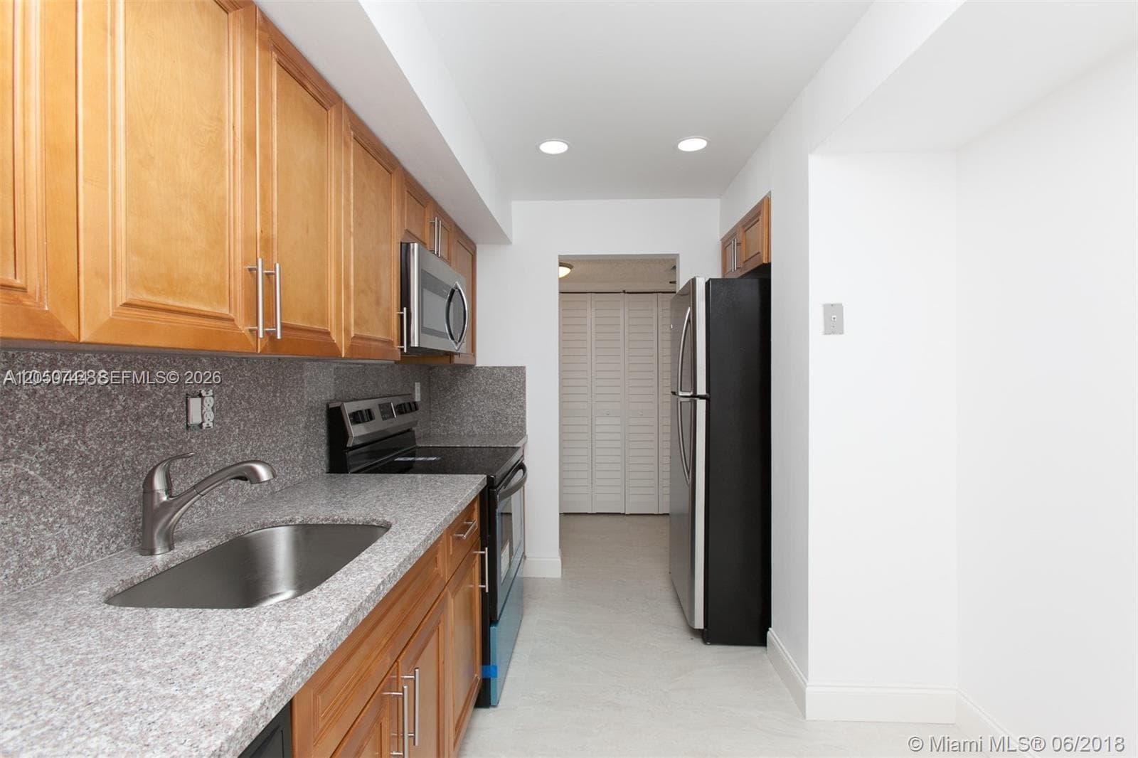 3821 Environ Blvd # 107, Lauderhill, FL 33319