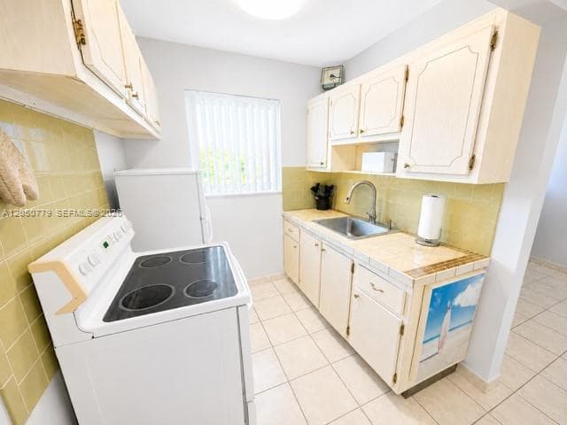 2145 Pierce St # 416, Hollywood, FL 33020 photo 5
