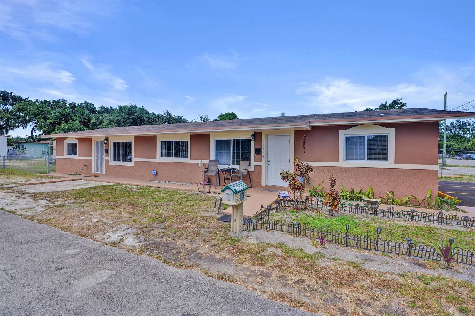 2147 NW 100th Street, Miami, FL 33147 photo 3