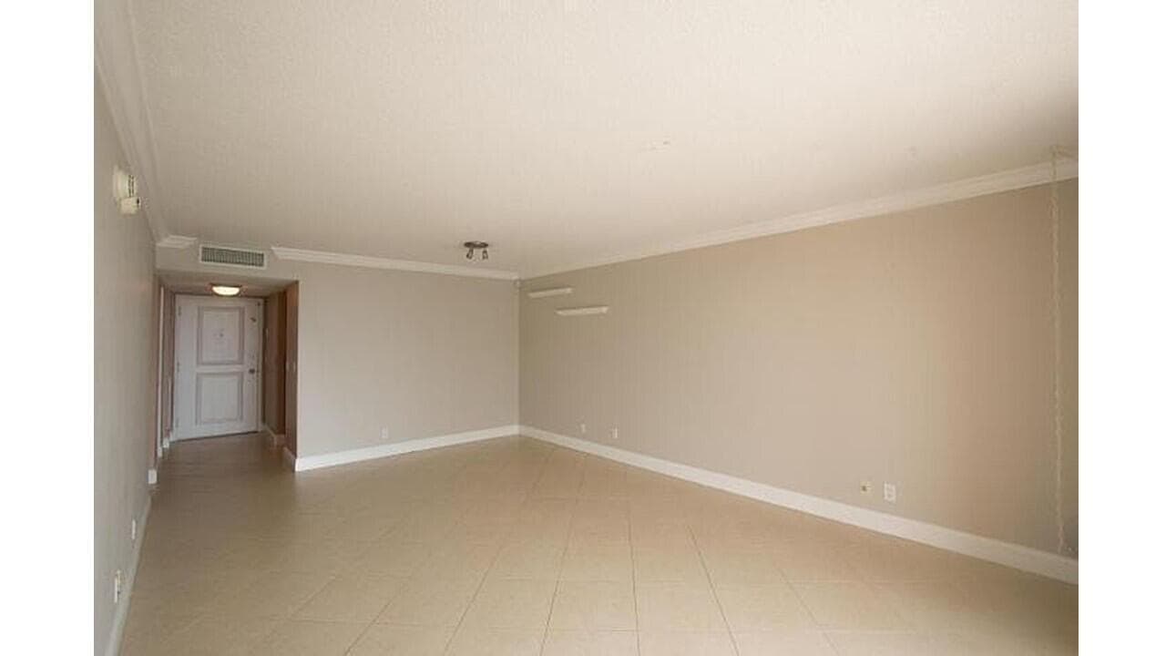 480 Executive Center Drive # 2g, West Palm Beach, FL 33401 photo 2