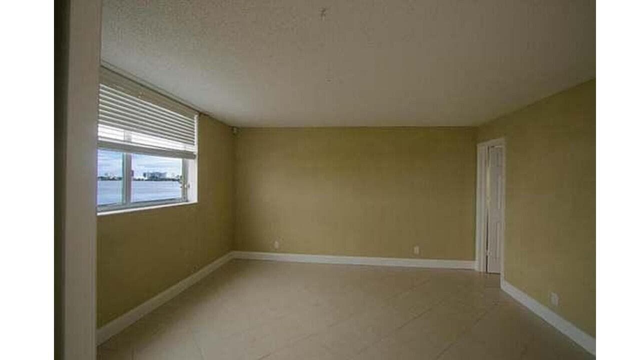 480 Executive Center Drive # 2g, West Palm Beach, FL 33401 photo 4