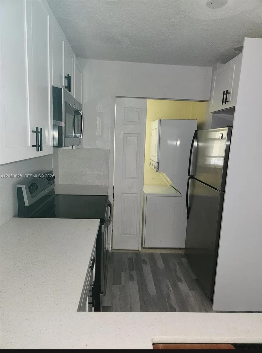 8000 Fairview Dr # 301, Tamarac, FL 33321 photo 4