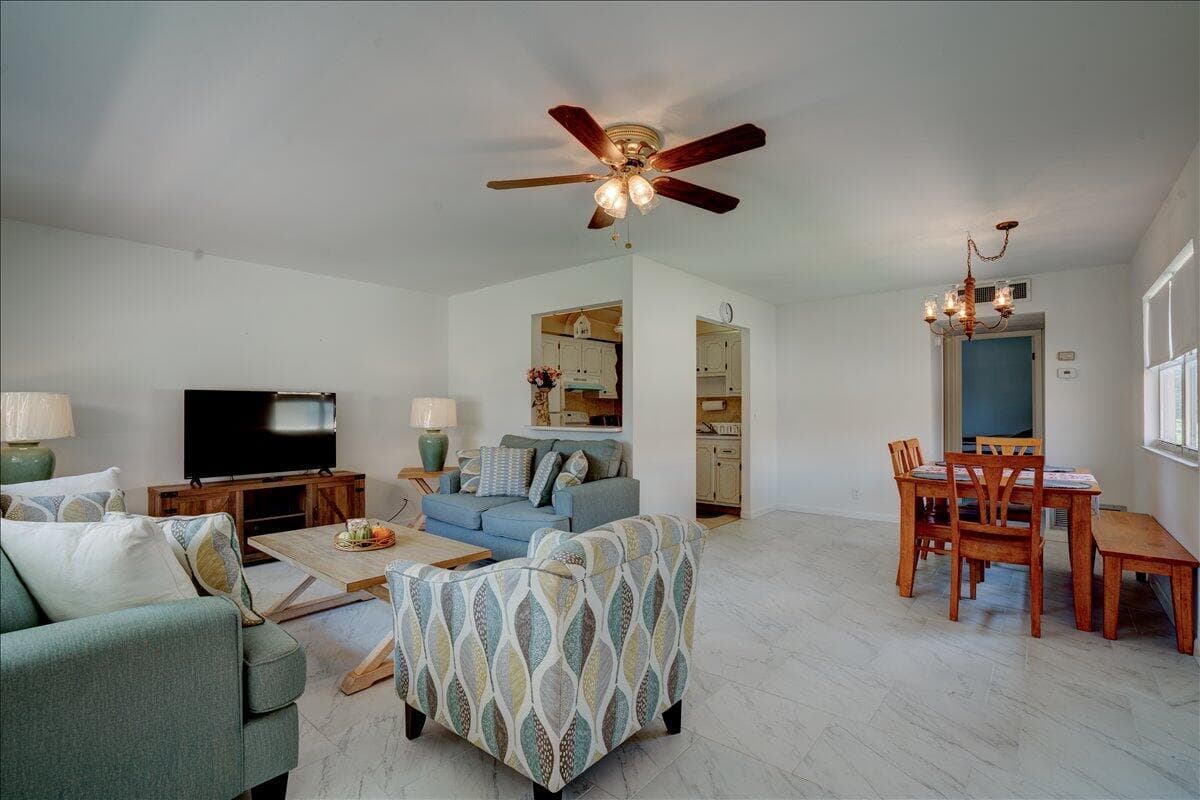 222 Saxony E # 222, Delray Beach, FL 33446 photo 4