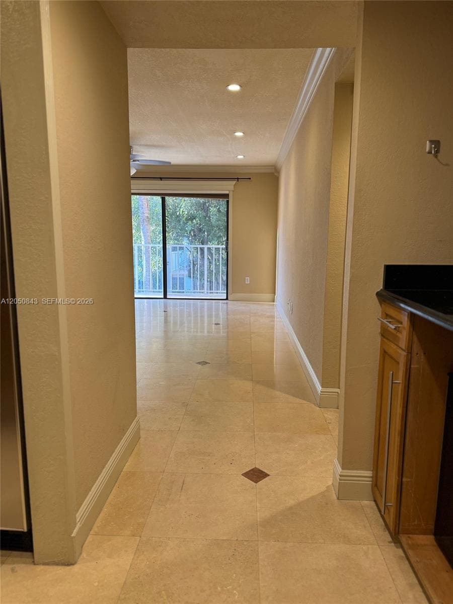9301 SW 92nd Ave # 212B, Miami, FL 33176 photo 2
