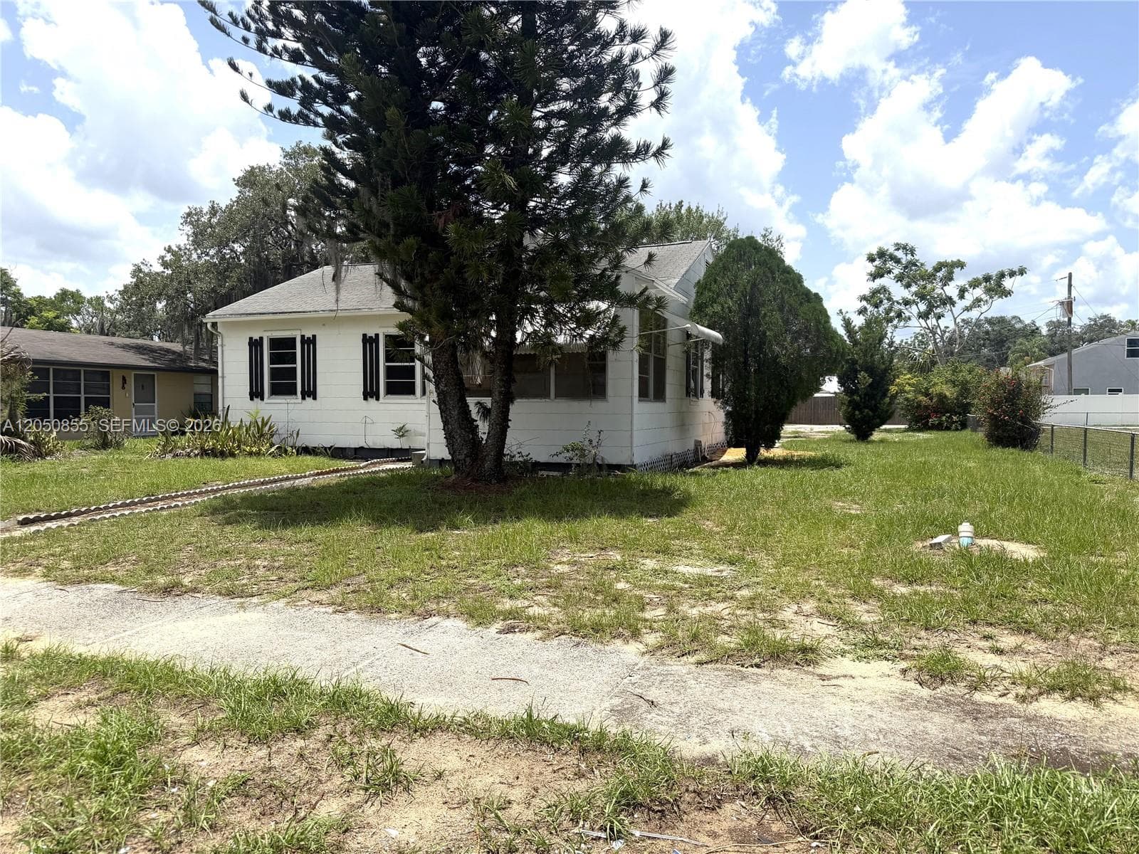 1115 Edgemoor Ave, Other City - In The State Of Florida, FL 33870 photo 2