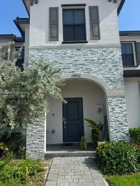 14852 SW 183rd Ter, Miami, FL 33187 photo 2