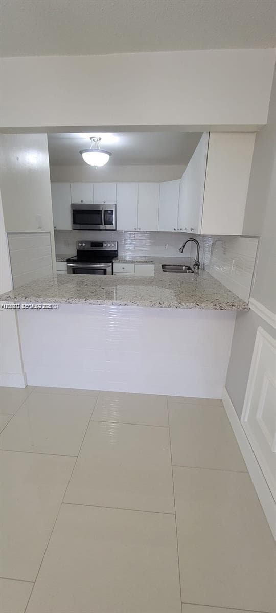 6970 NW 186th St # 3-502, Hialeah, FL 33015 photo 3