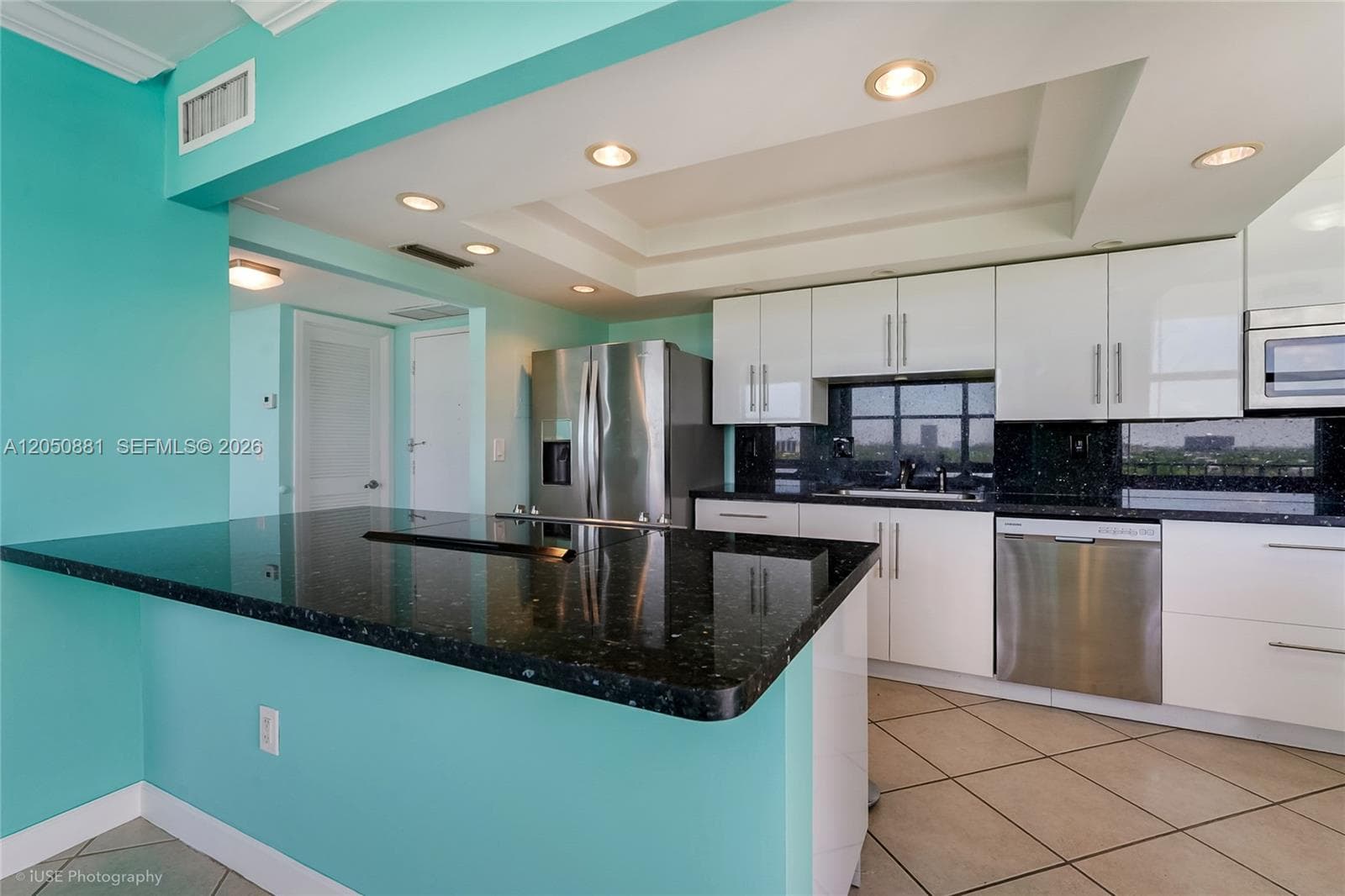11930 N Bayshore Dr # 909, North Miami, FL 33181 photo 2