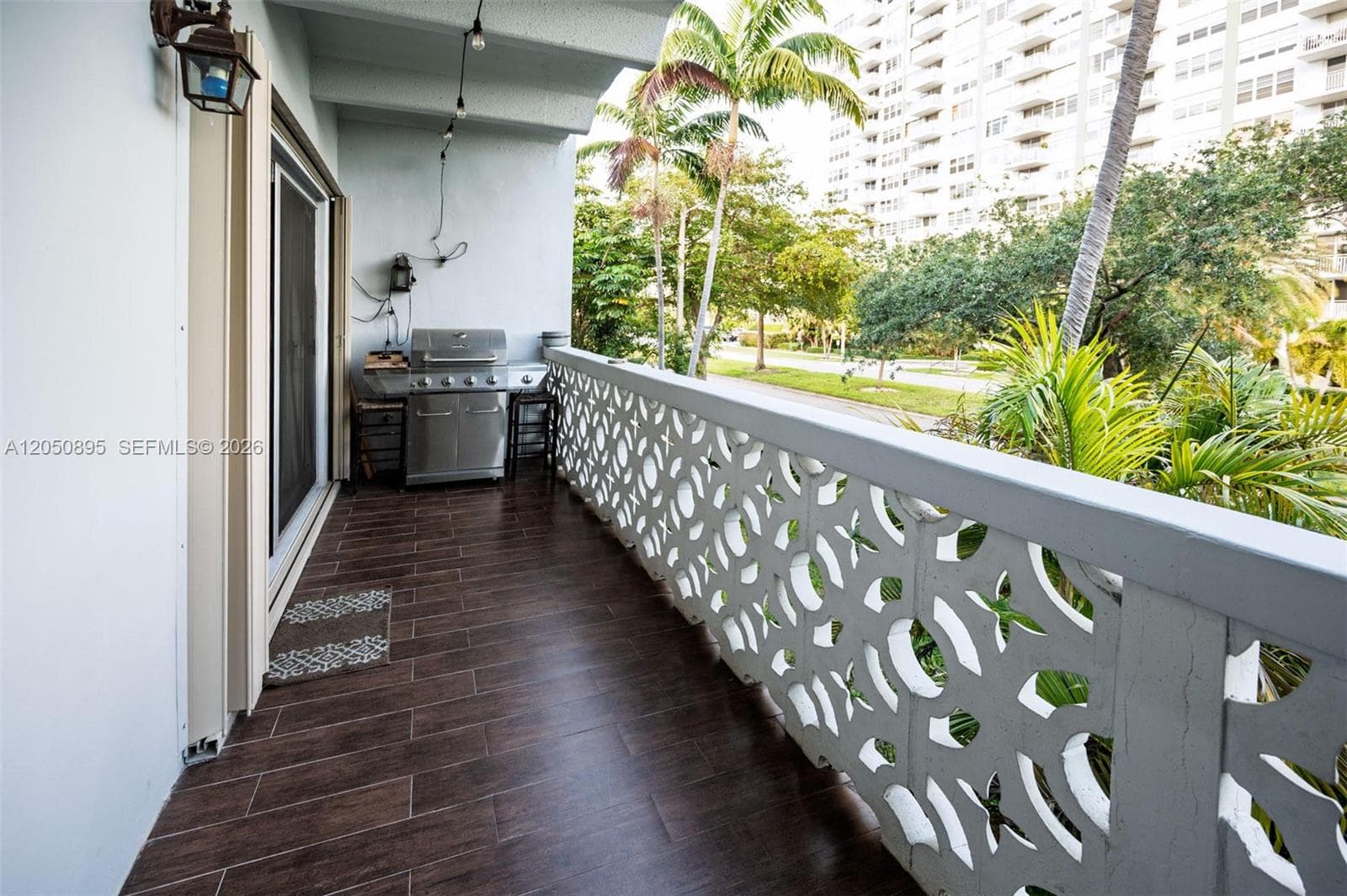 2005 Sans Souci Blvd # 206, North Miami, FL 33181 photo 3