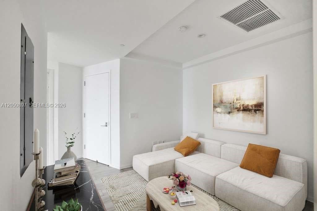 801 S Miami Ave # 3903, Miami, FL 33130 photo 3