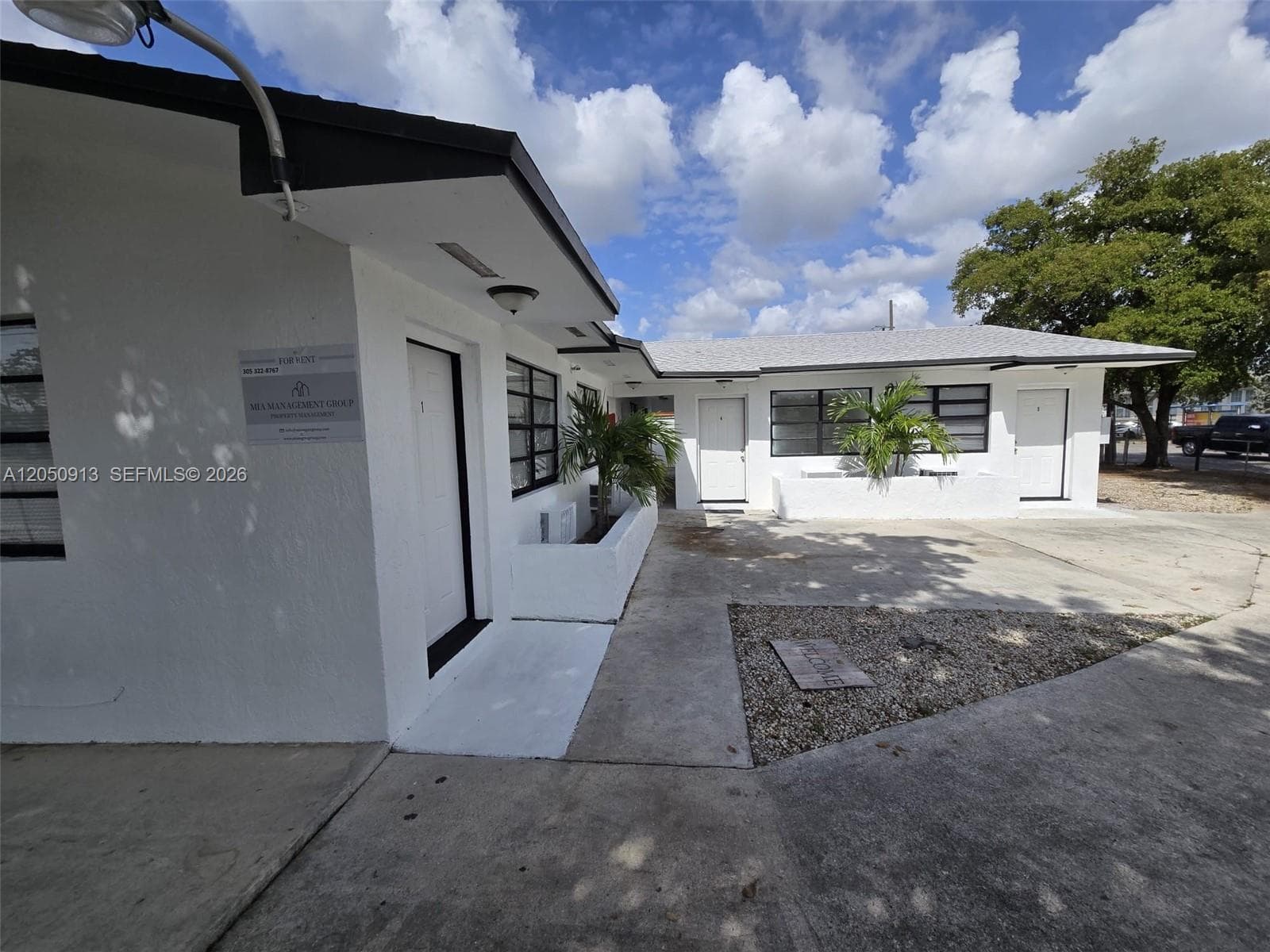 7090 NW 17th Ave # 3, Miami, FL 33147 photo 2