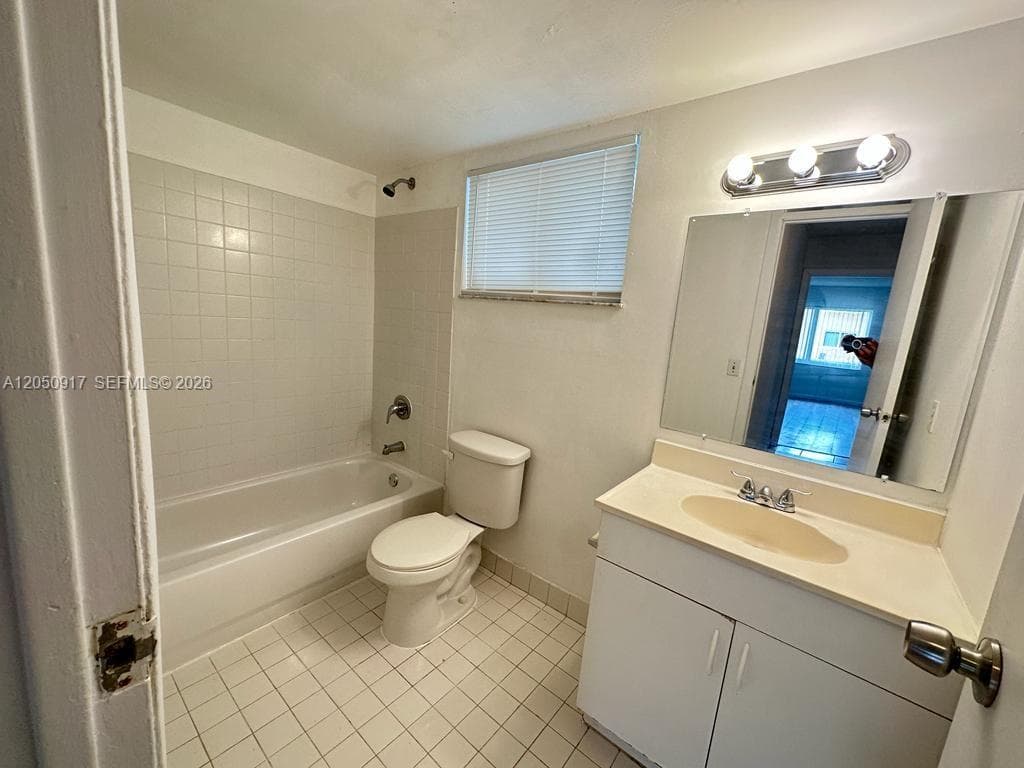 505 NW 177th St # 111, Miami Gardens, FL 33169 photo 5