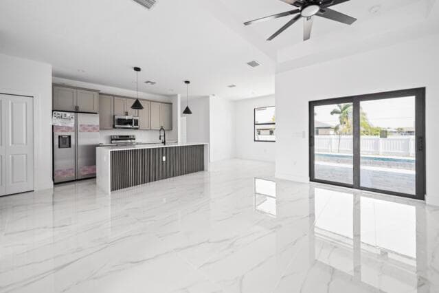 2511 NW 7th Street, Cape Coral, FL 33993