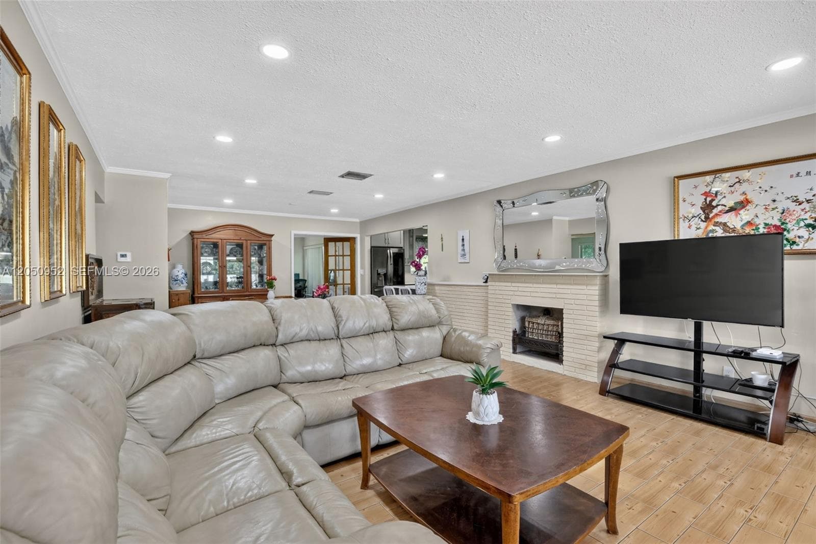 206 N 32nd Ave, Hollywood, FL 33021 photo 3