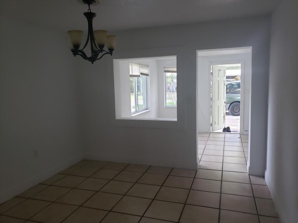 364 Johnston Street, Fort Pierce, FL 34982 photo 5