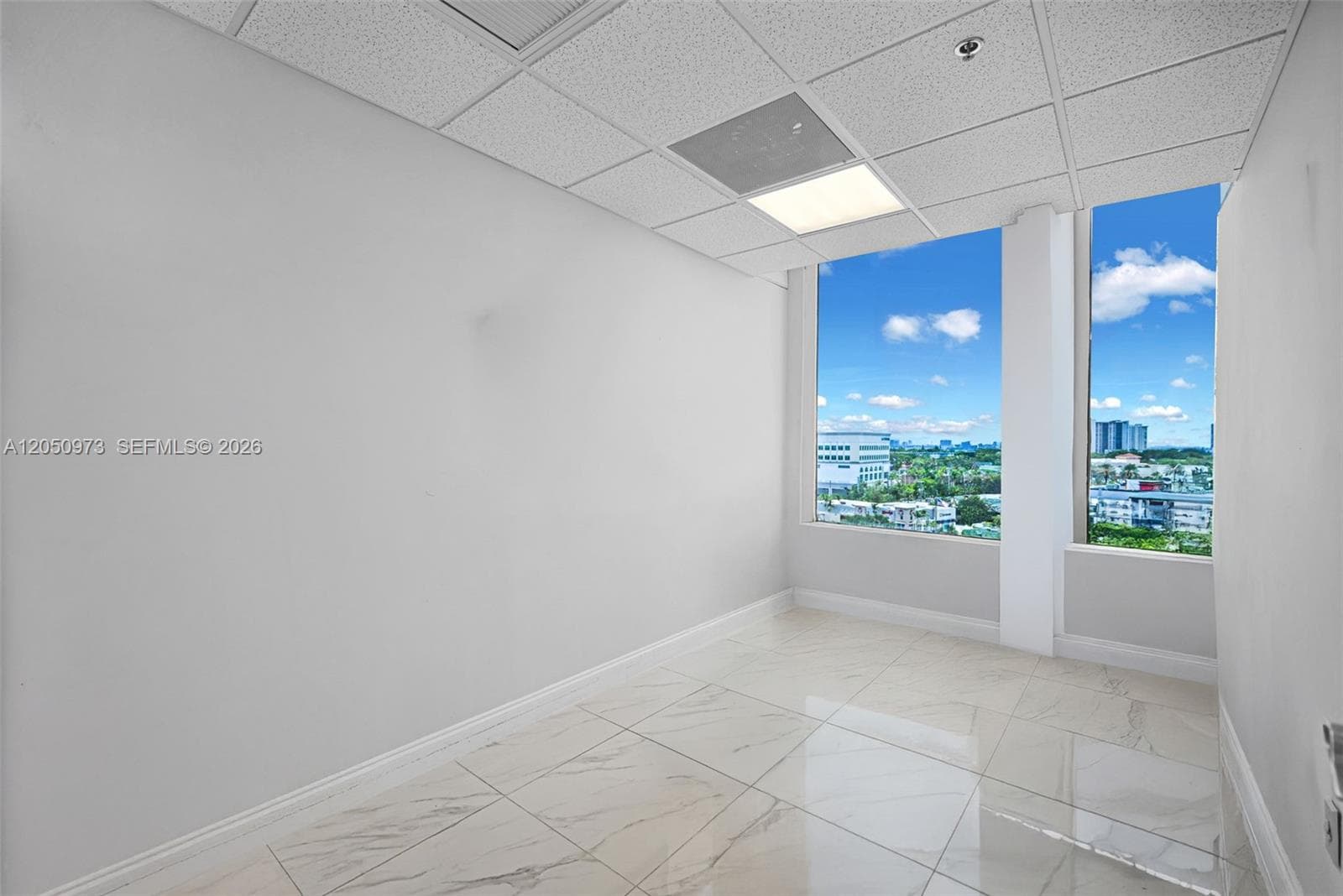 12550 Biscayne Blvd # 702, North Miami, FL 33181 photo 4