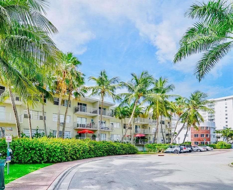 1441 Lincoln Rd # 214, Miami Beach, FL 33139