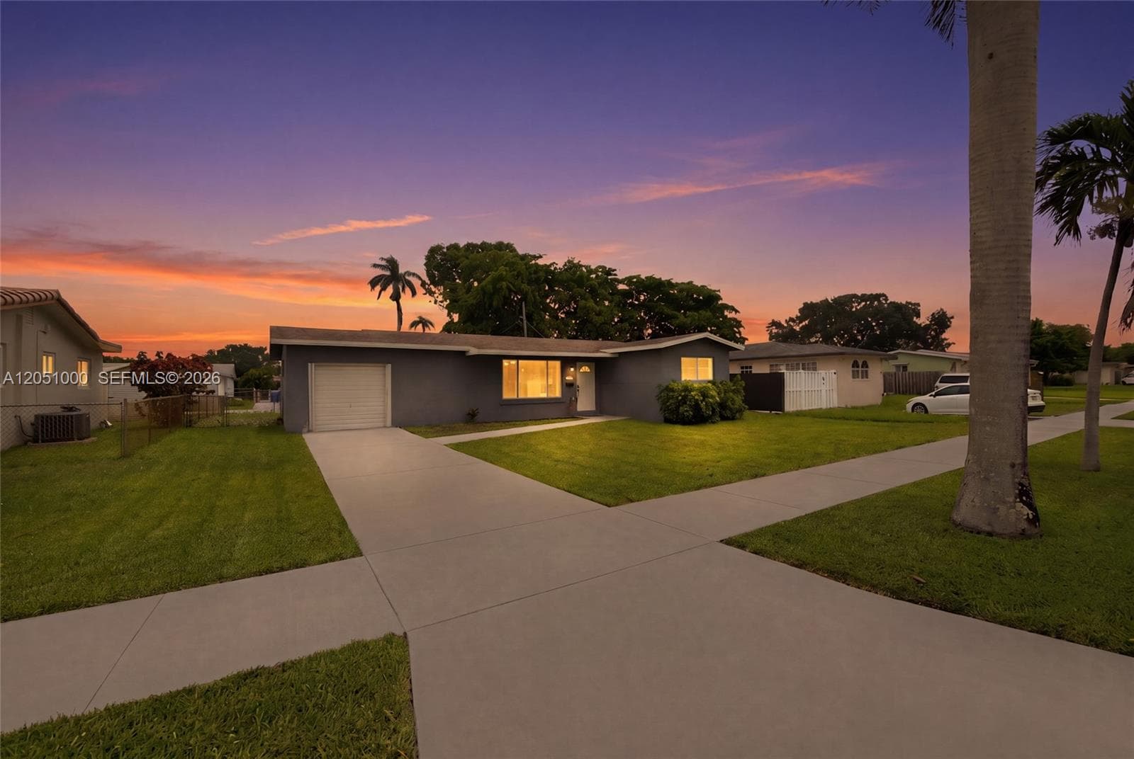 2901 Cleveland St, Hollywood, FL 33020