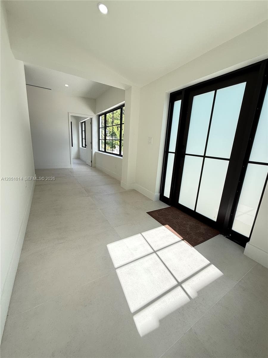 1760 SW 16th Ter, Miami, FL 33145 photo 4
