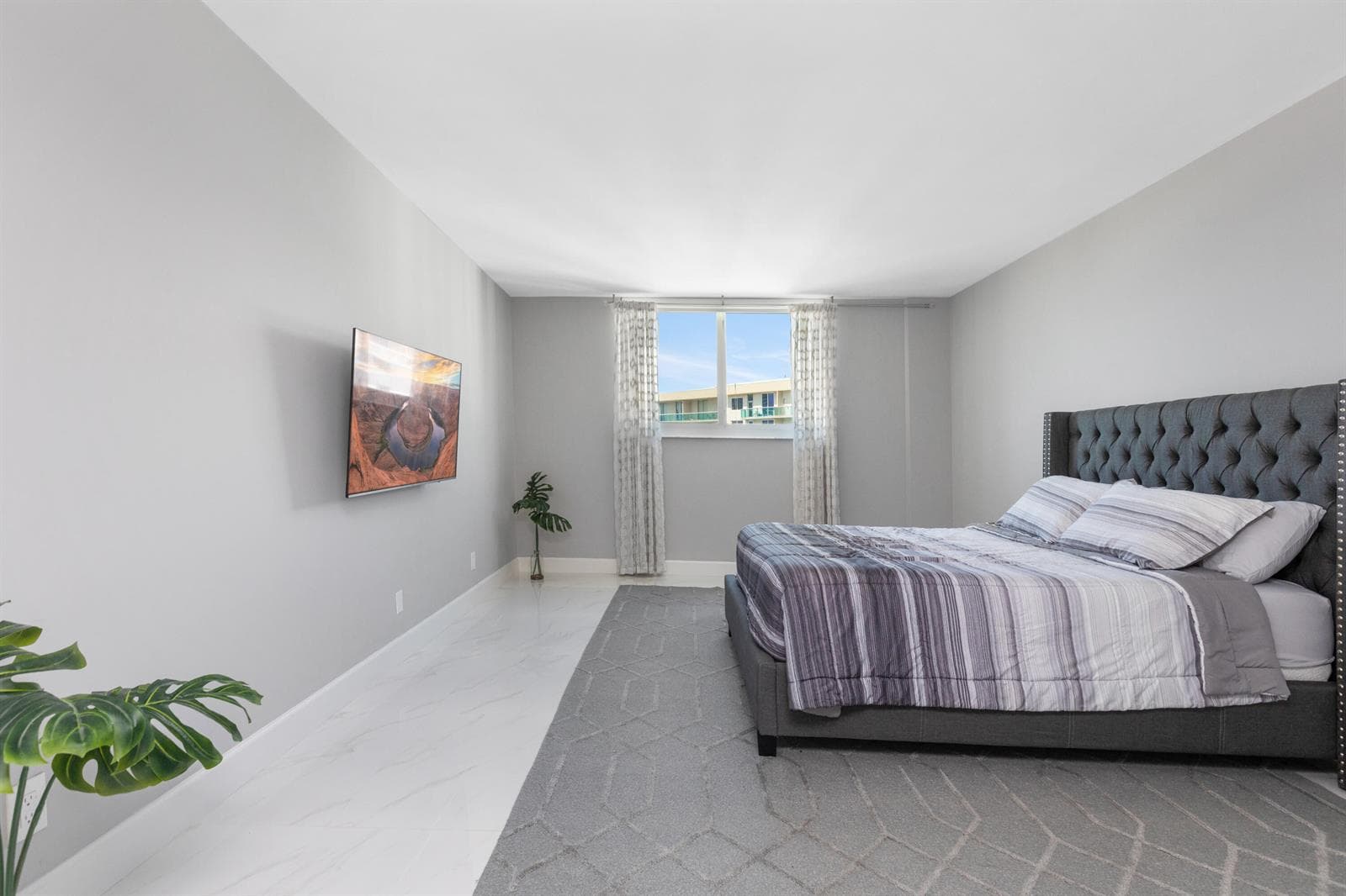 19380 Collins Avenue # 1527, Sunny Isles Beach, FL 33160 photo 2