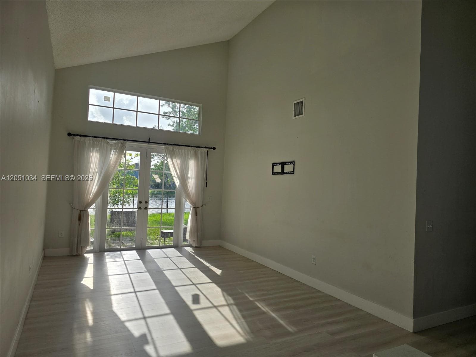 150 NW 151st Ave, Pembroke Pines, FL 33028 photo 2