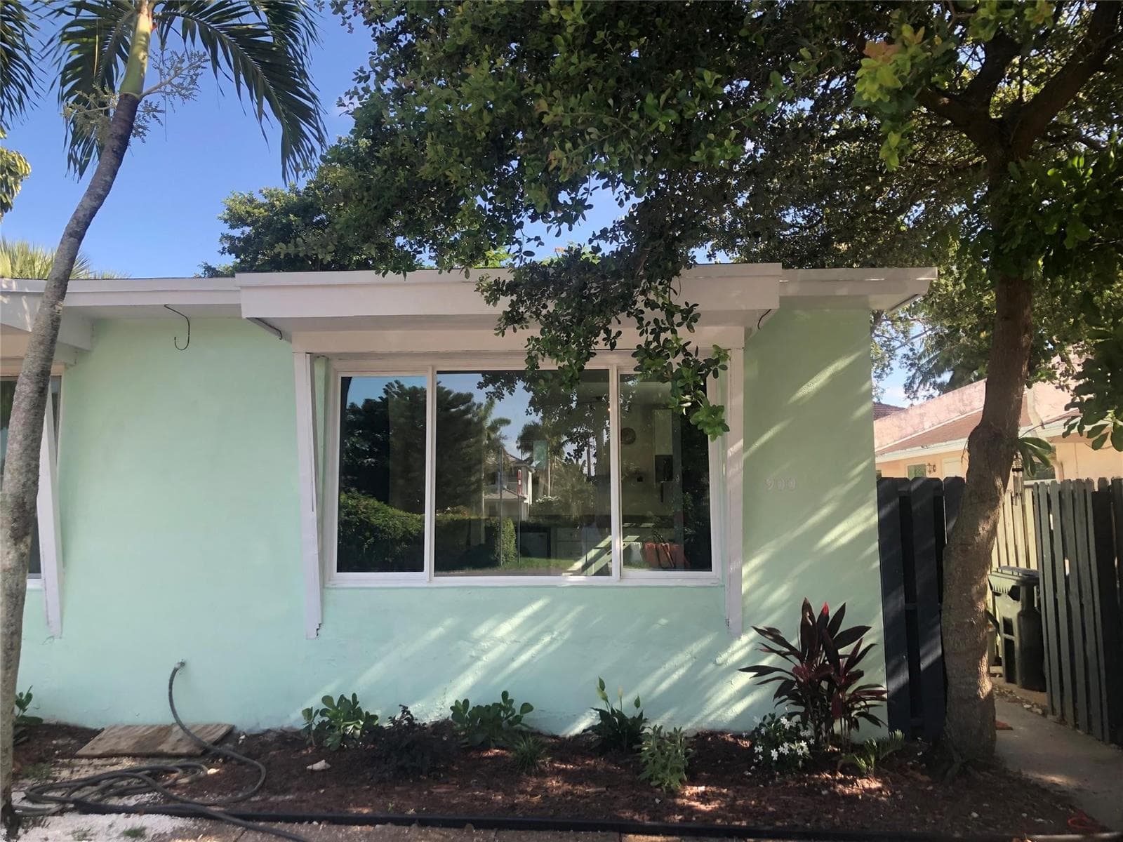 900 SE 12th Street, Fort Lauderdale, FL 33316