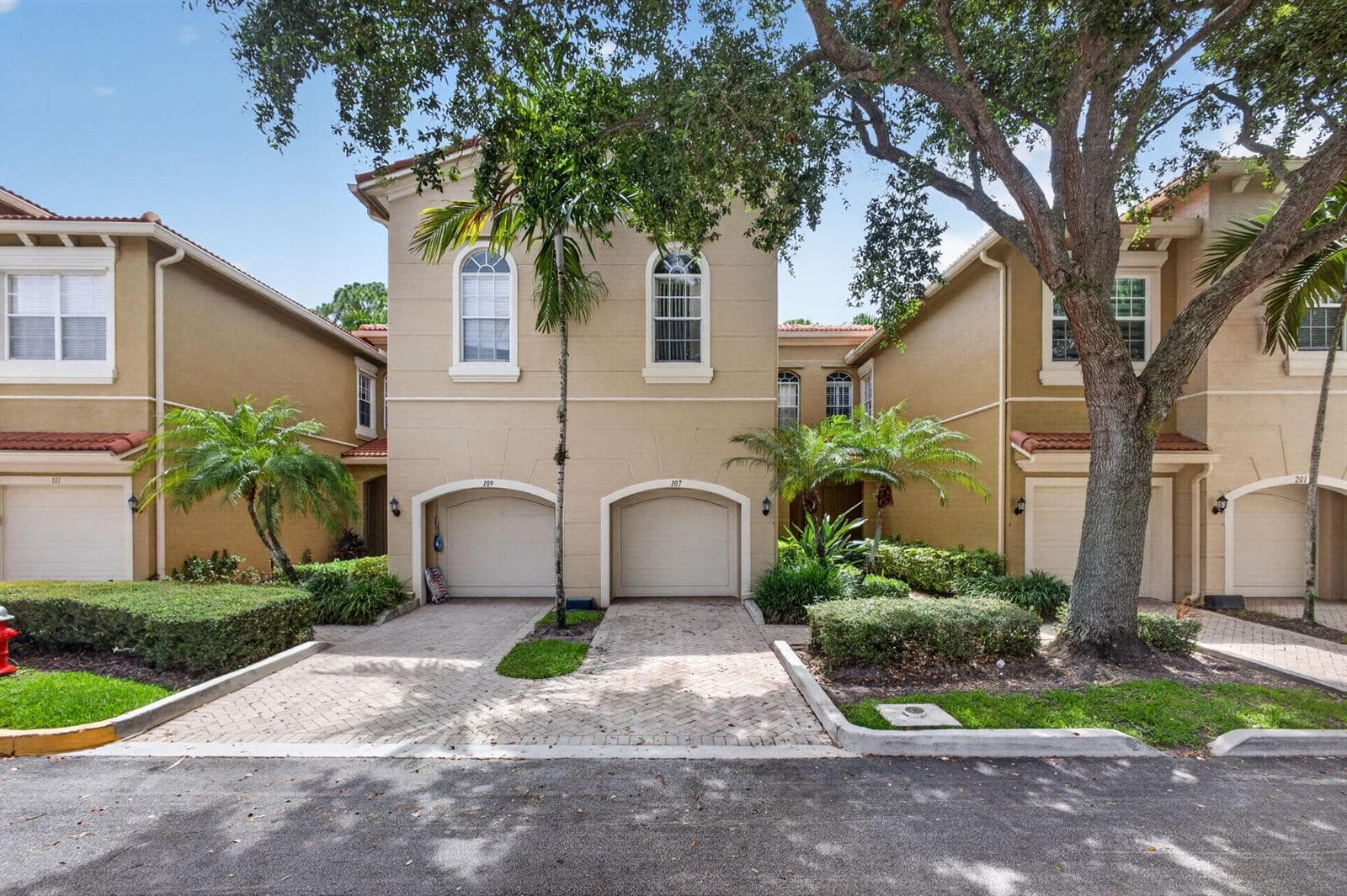 4991 Bonsai Circle # 107, Palm Beach Gardens, FL 33418