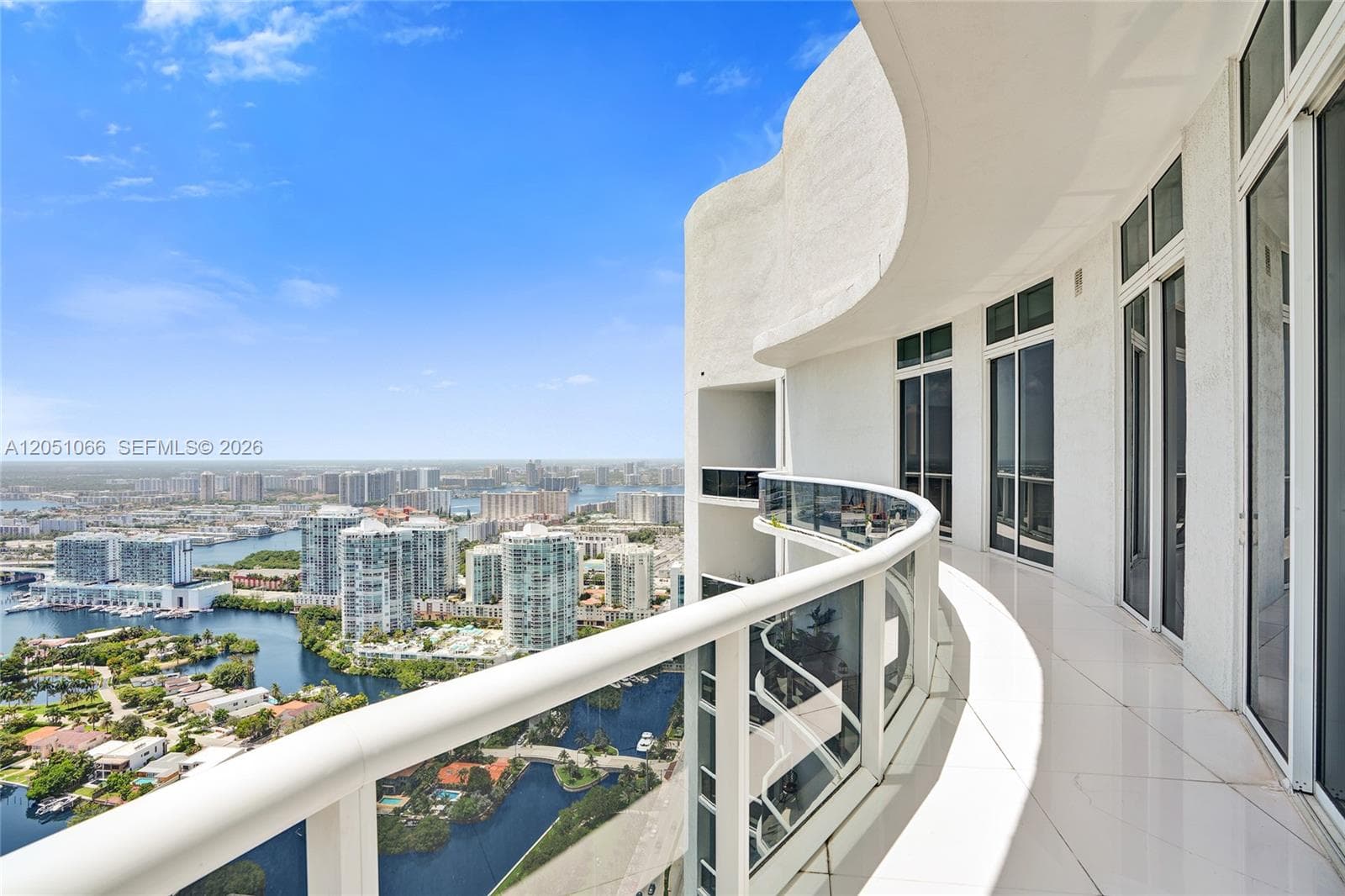 16001 Collins Ave # 4305, Sunny Isles Beach, FL 33160 photo 3