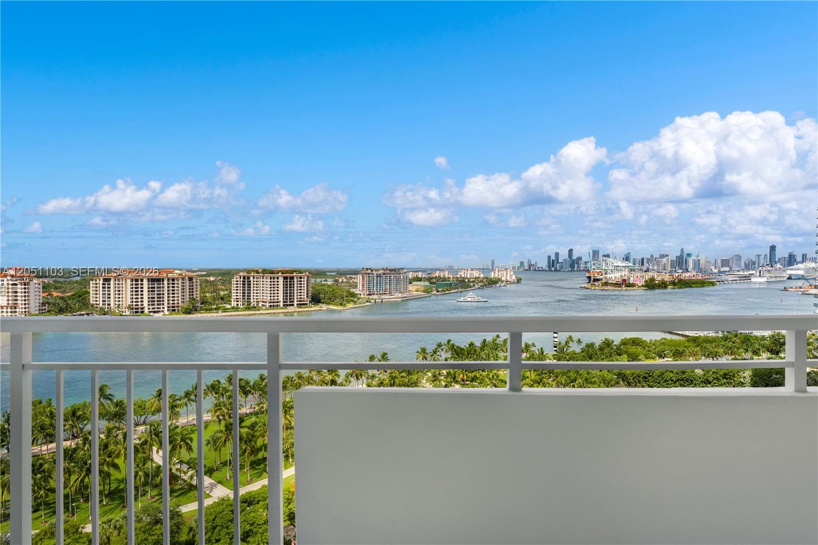 400 S Pointe Dr # 1805, Miami Beach, FL 33139 photo 3