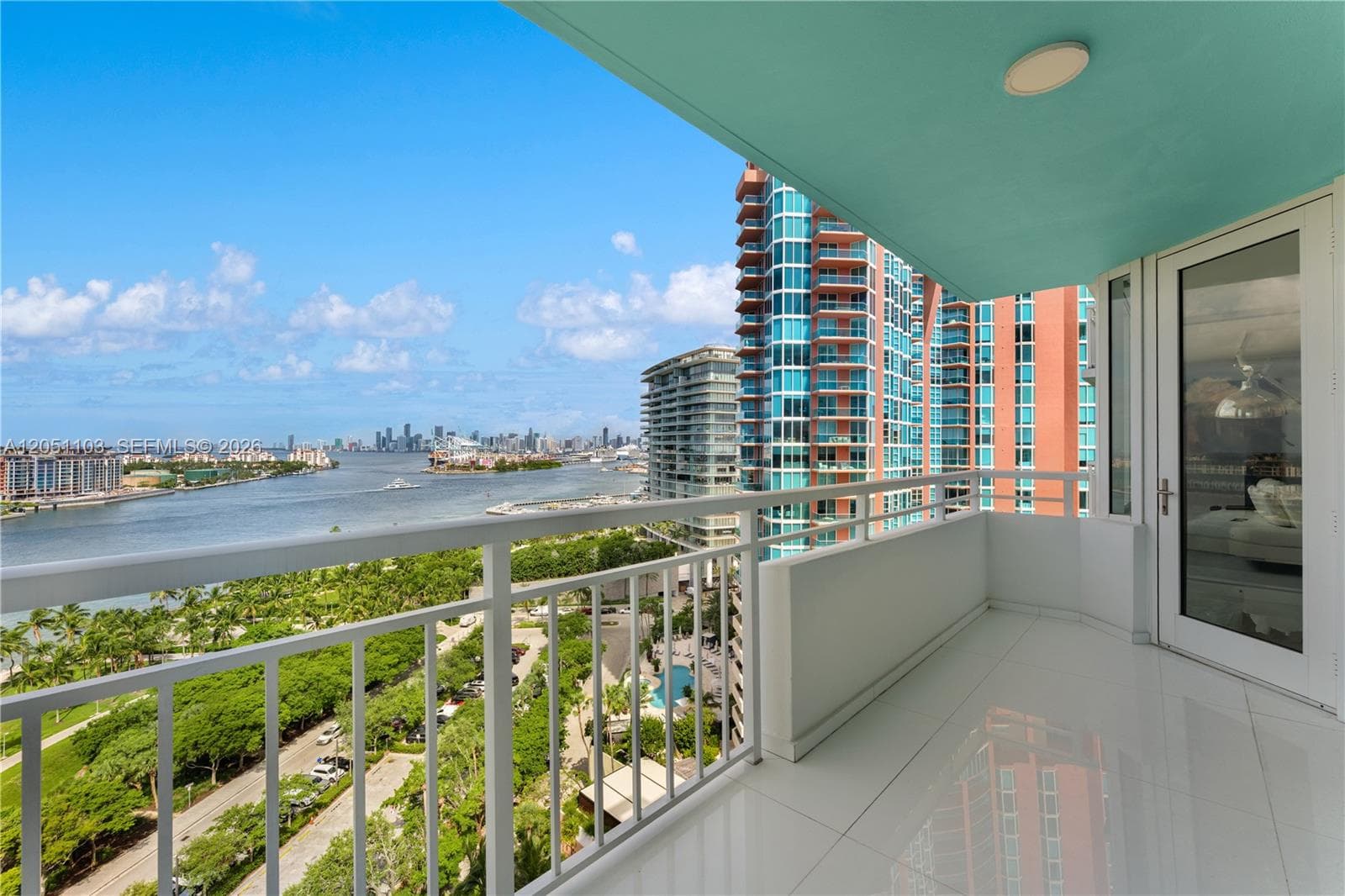 400 S Pointe Dr # 1805, Miami Beach, FL 33139 photo 5