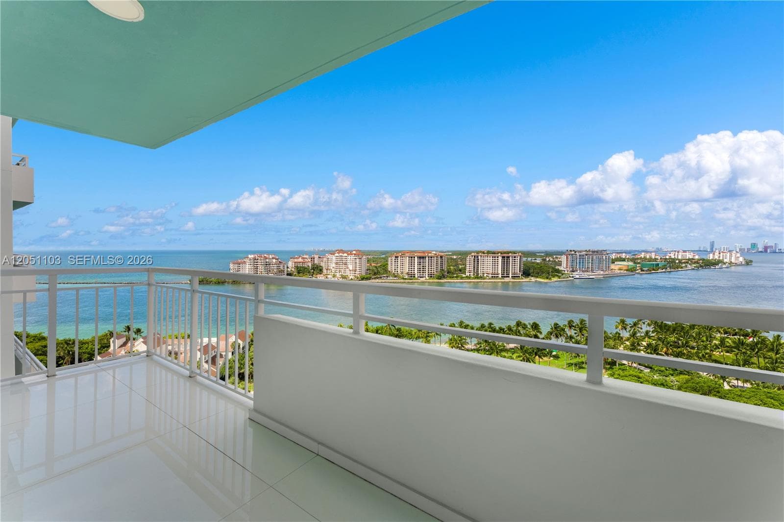 400 S Pointe Dr # 1805, Miami Beach, FL 33139 photo 4