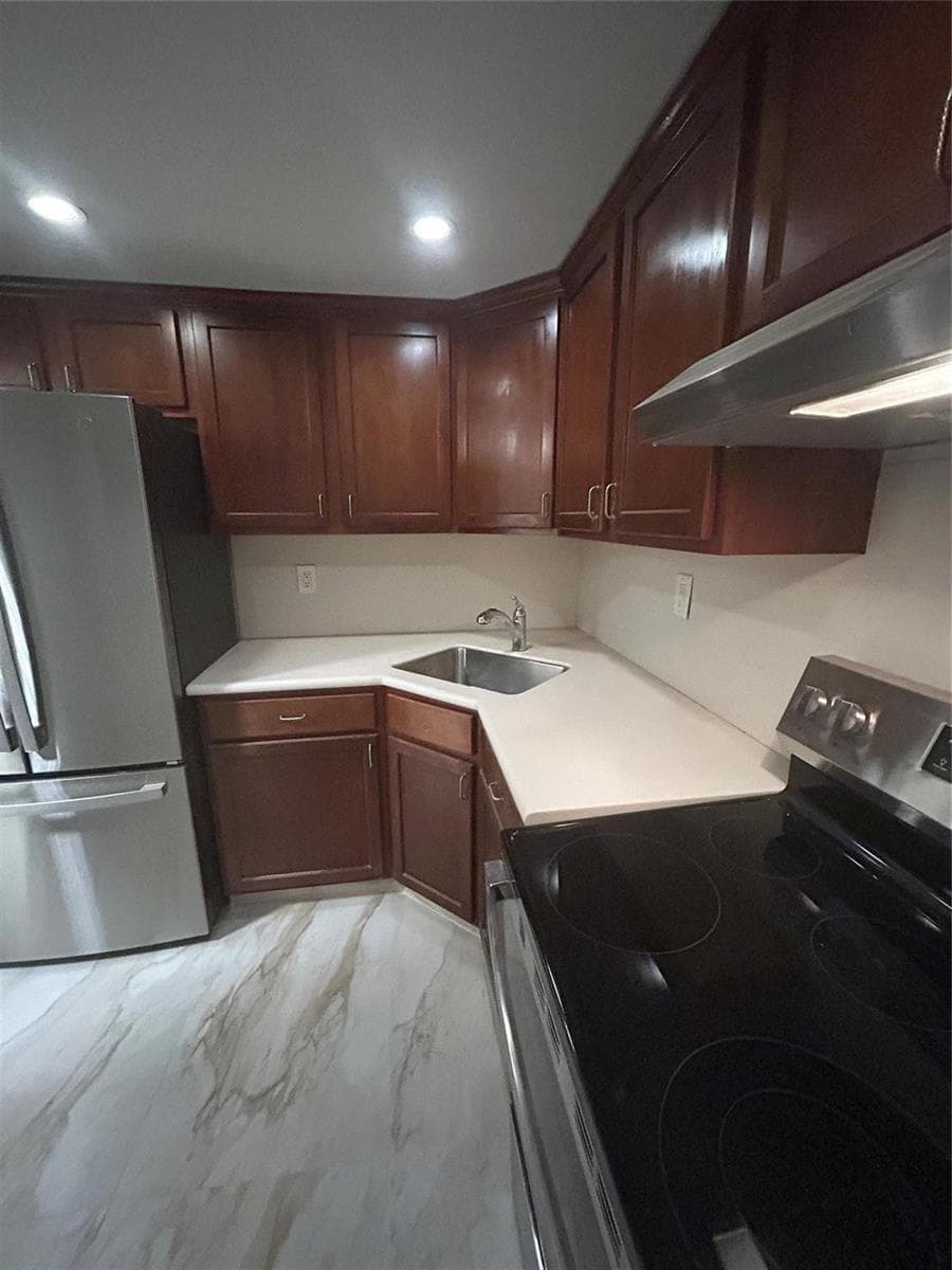 550 Bayshore Drive # 102, Fort Lauderdale, FL 33304 photo 5