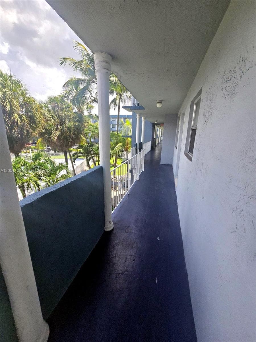 1655 W 44th Pl # 304, Hialeah, FL 33012 photo 3