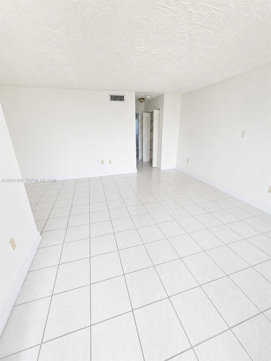 1655 W 44th Pl # 304, Hialeah, FL 33012 photo 5