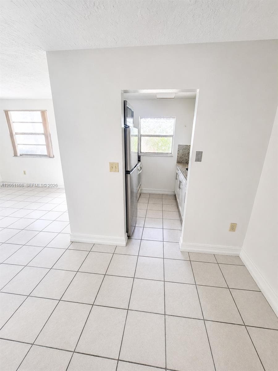 1655 W 44th Pl # 304, Hialeah, FL 33012 photo 4