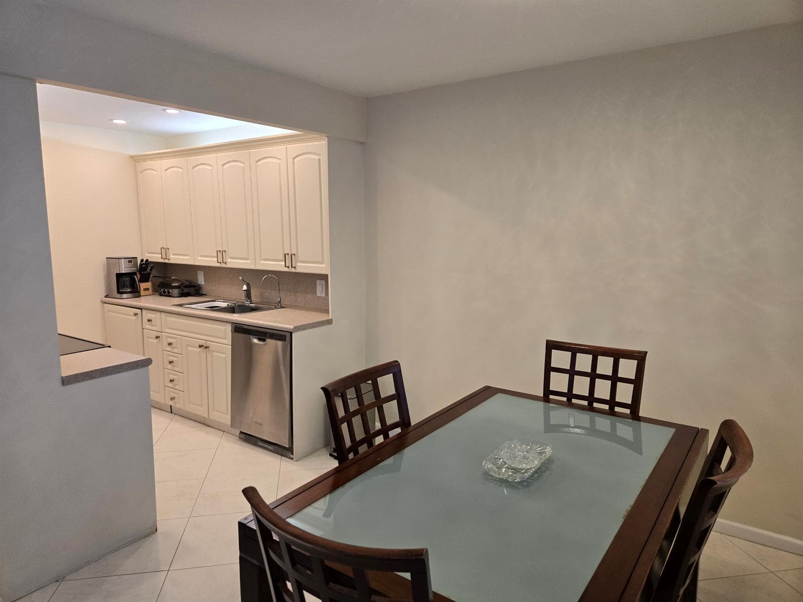2031 Exeter, Boca Raton, FL 33434 photo 4