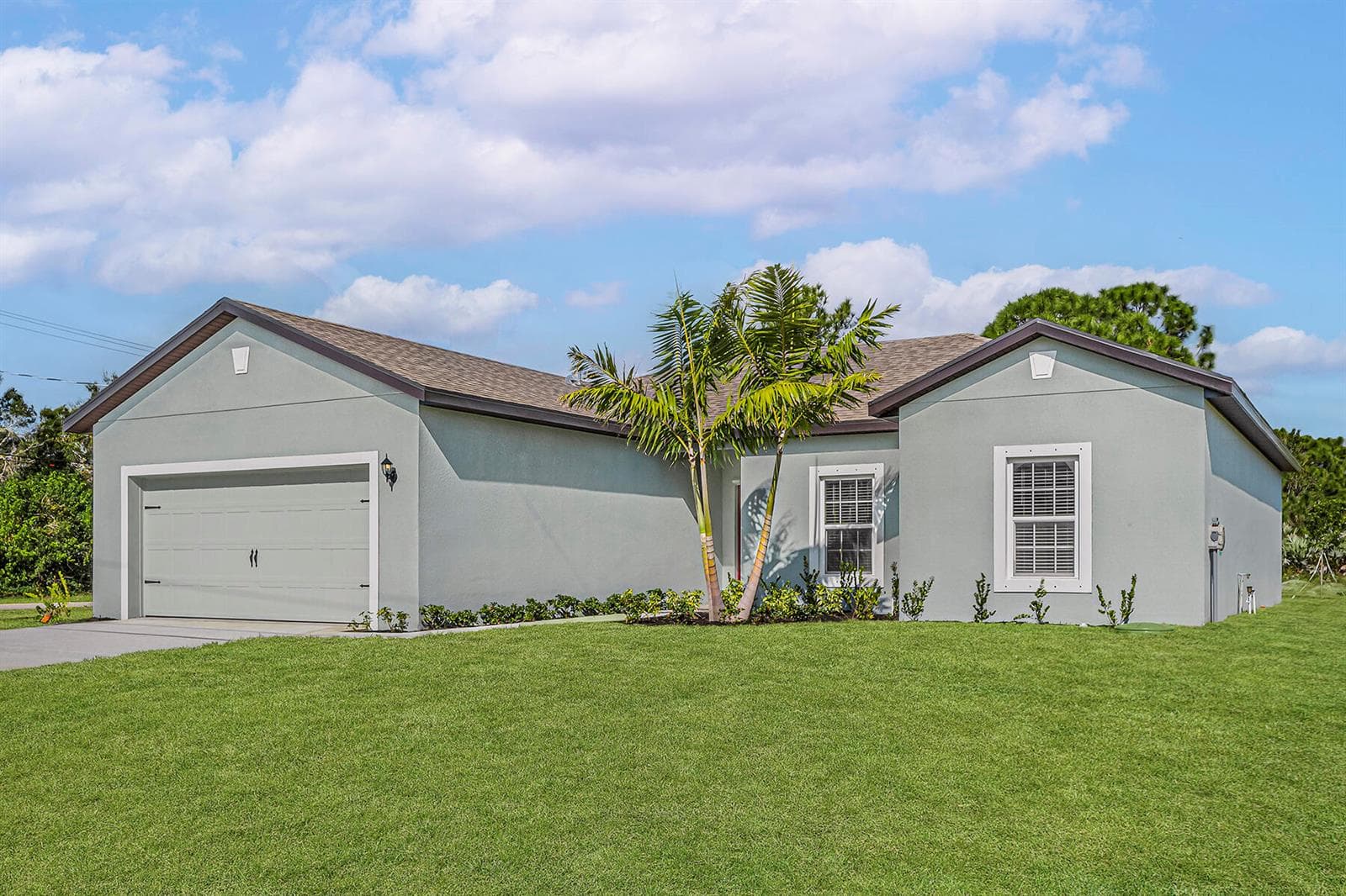 7725 95th Avenue, Vero Beach, FL 32967 photo 2